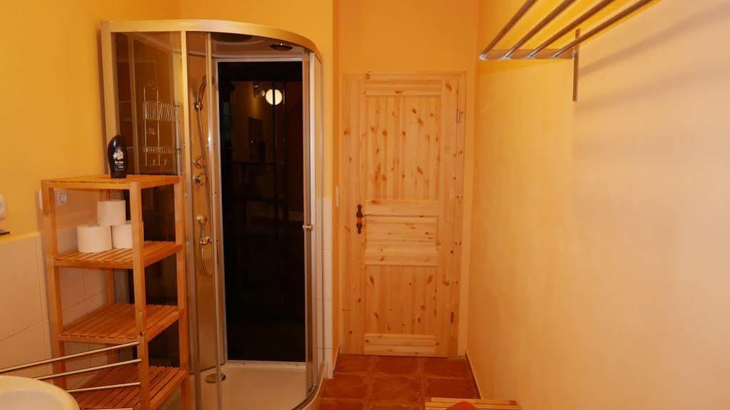פלאואן Reusa Apartments מראה חיצוני תמונה