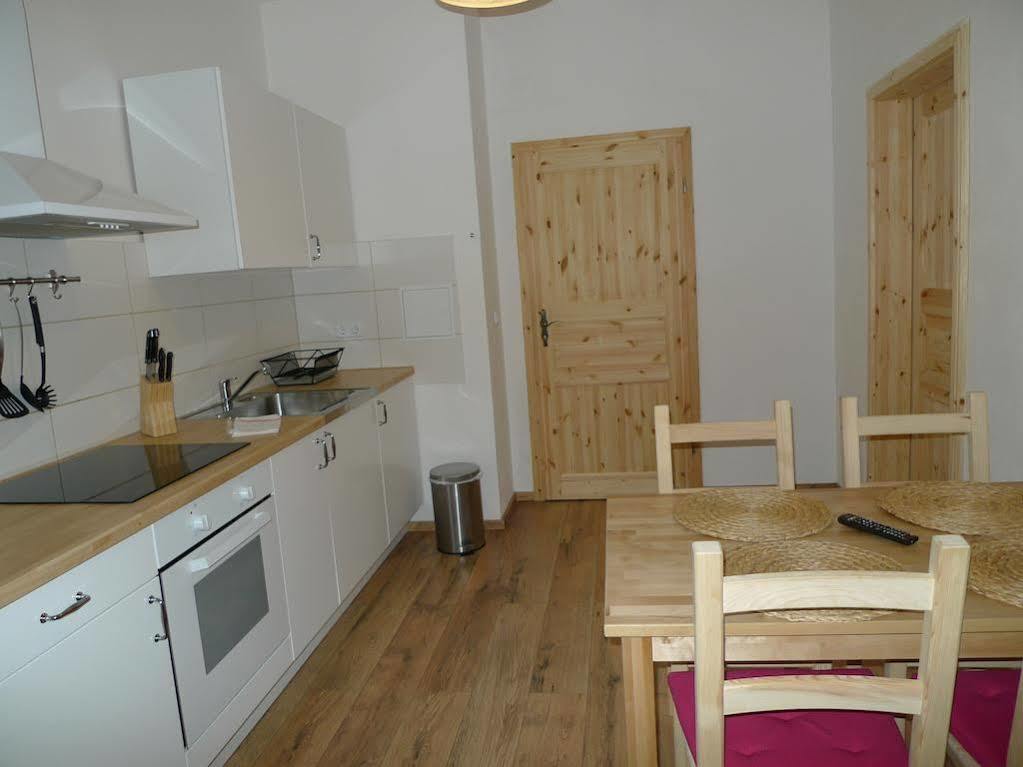 פלאואן Reusa Apartments מראה חיצוני תמונה